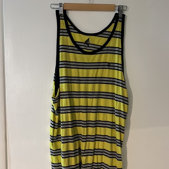 Volcom - Picture 2 of 3